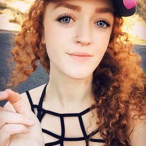 Meet your Posher, Britt